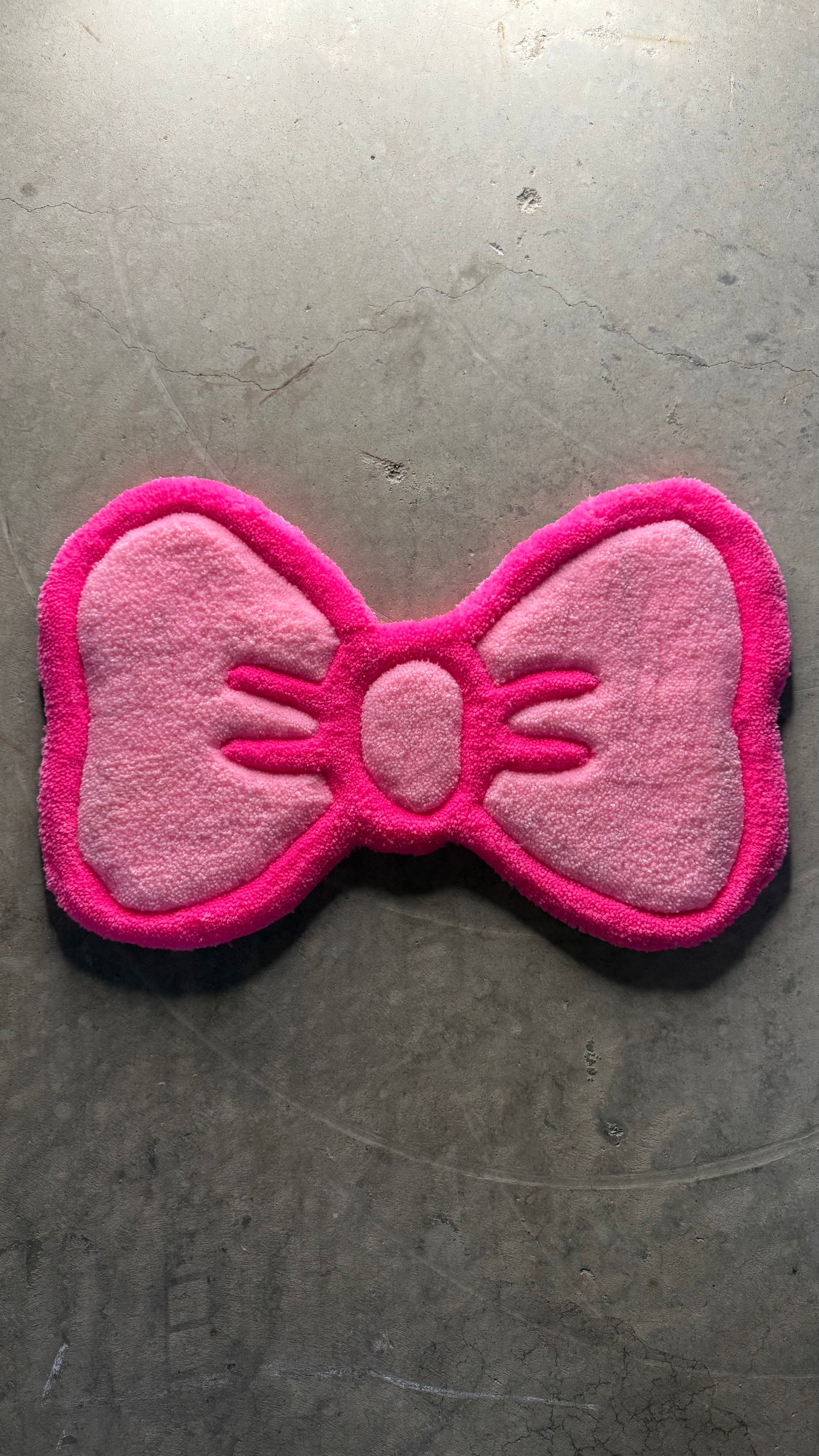 Pink Bow(ships next day)